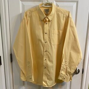 L.L. Bean Mens Long Sleeve Button Down Shirt Size Large Yellow Wrinkle Resistant